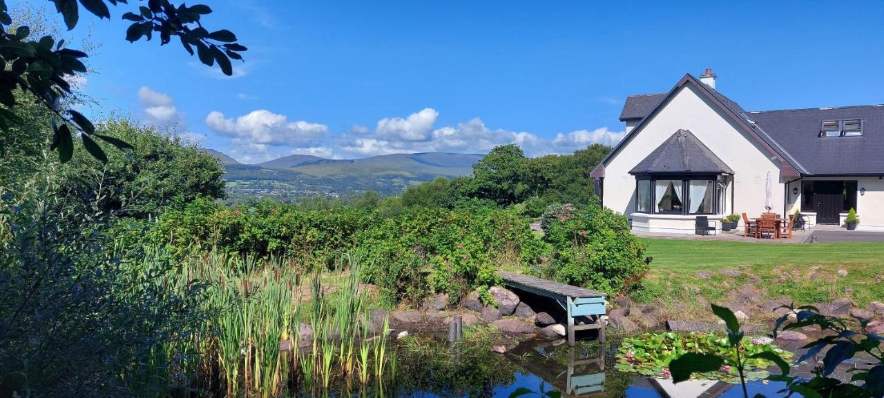 Misty Bay - Kenmare Hotel Exterior photo